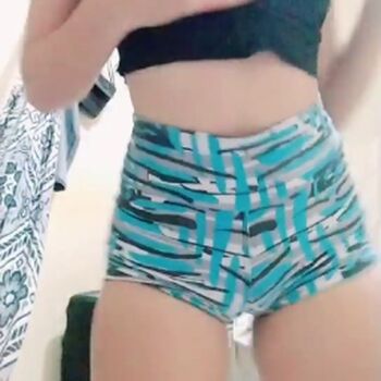 Dançando Funk Sem Calcinha