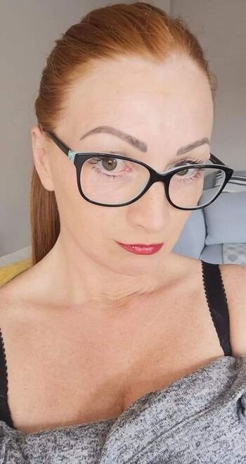 hugetittedgingerfree