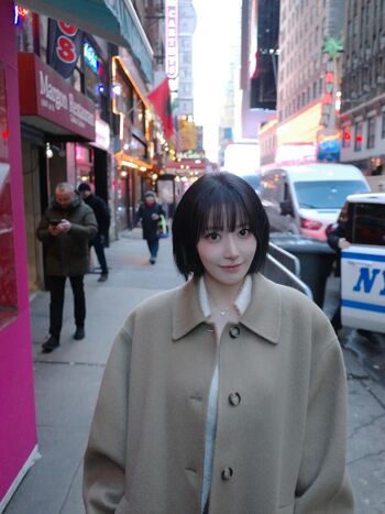 Sakura Miyawaki 宮脇 咲良