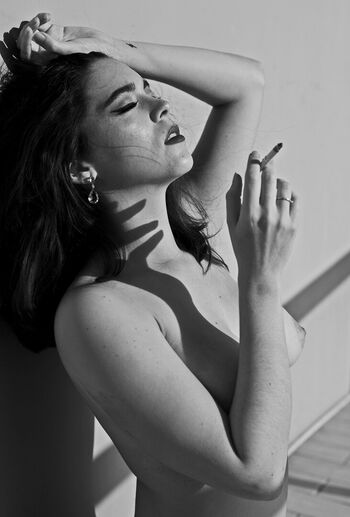 Vnoir_ Andrewhburch Rebbecanoir