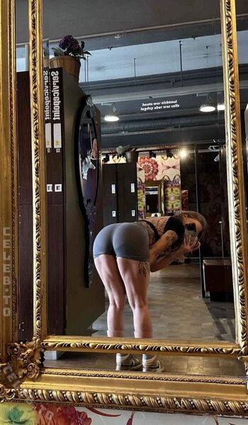 xh.elen.ax2 / Helena